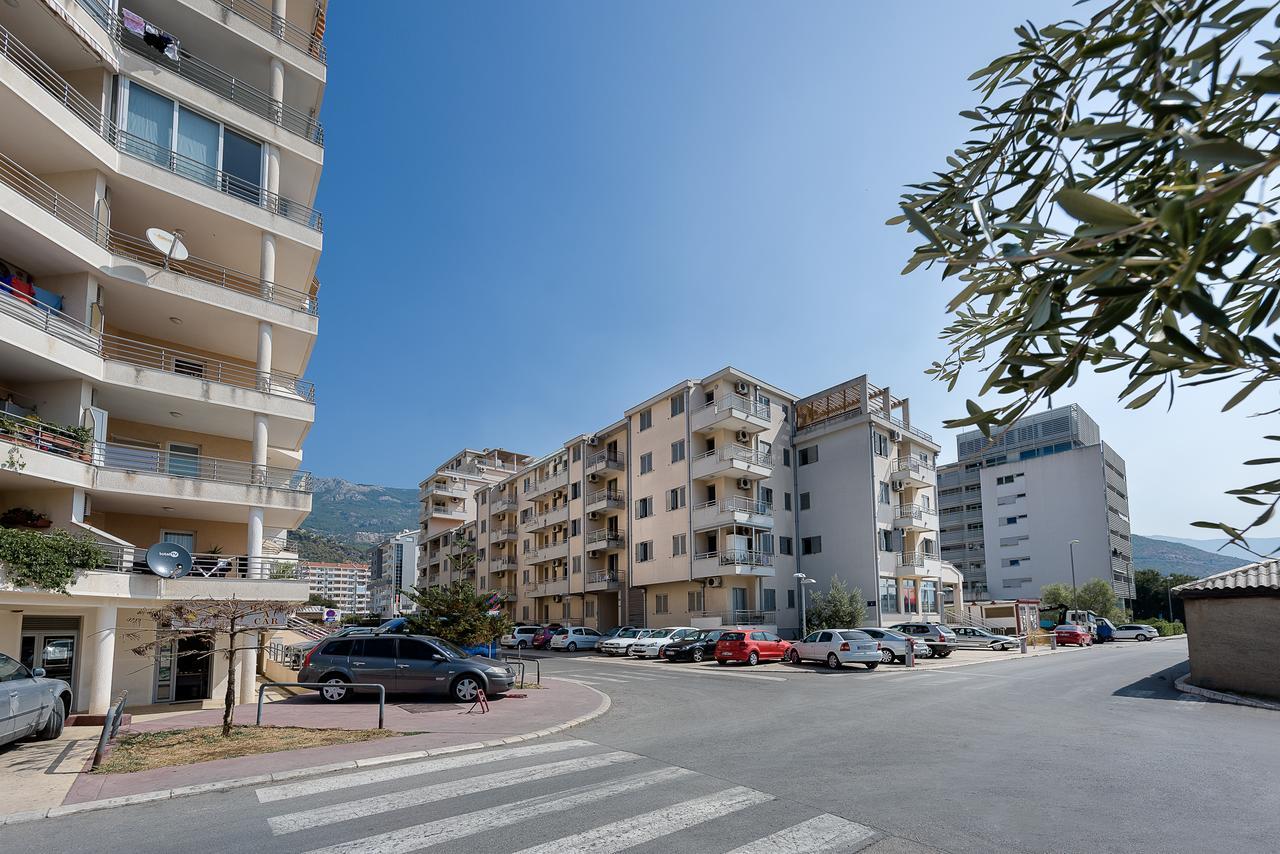 Apartments Montreal Budva Eksteriør billede
